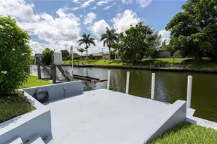 216 SE 30th Terrace, Cape Coral, FL 33904 - Photo 10