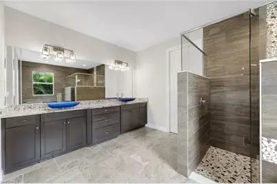 1927 SW 47th Ter, Cape Coral, FL 33914 - Photo 20