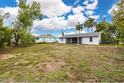 1333 SW 5th Pl, Cape Coral, FL 33991 - Photo 28