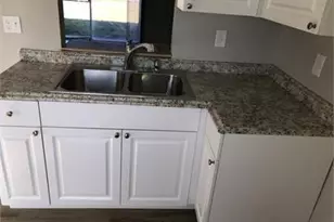 1920 W Lakeview Blvd, North Fort Myers, FL 33903 - Photo 4