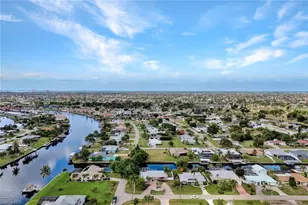 4232 SE 8th Pl, Cape Coral, FL 33904 - Photo 34