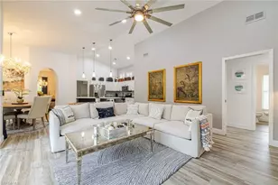 1059 Briarwood Blvd, Naples, FL 34104 - Photo 12