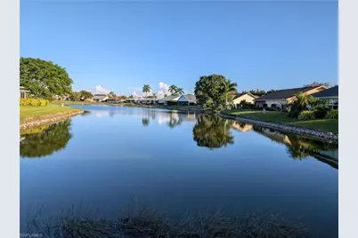 104 Fleur De Lis Ln, Naples, FL 34112 - Photo 2