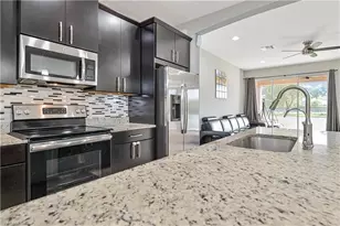 3587 Brittons Ct, Fort Myers, FL 33916 - Photo 6