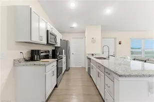 7024 Hero Cir, Labelle, FL 33935 - Photo 32