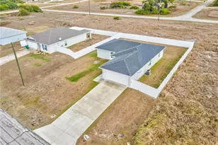 7024 Hero Cir, Labelle, FL 33935 - Photo 10