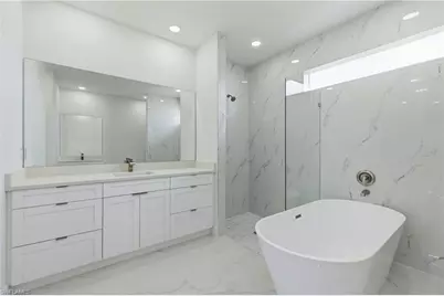 337 NE 13th St, Cape Coral, FL 33909 - Photo 14