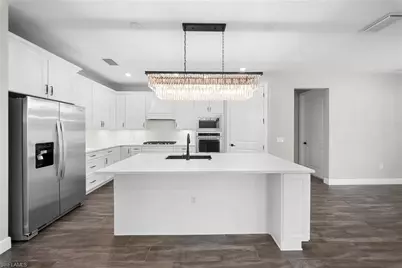 20112 Kingmont Dr, Estero, FL 33928 - Photo 14