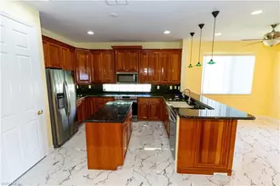 8789 Paseo De Valencia St, Fort Myers, FL 33908 - Photo 6