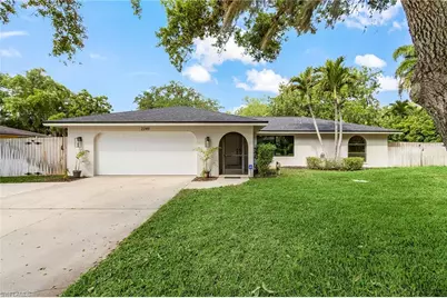 2249 River Oak Ln, Fort Myers, FL 33905 - Photo 4