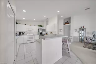 8460 Southbridge Dr, Estero, FL 33967 - Photo 12