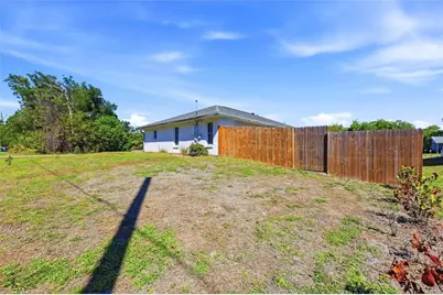 2084 Leisure St, Port Charlotte, FL 33948 - Photo 30