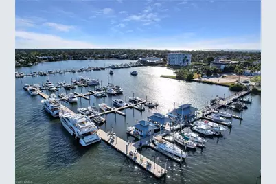 900 Broad Ave S, Naples, FL 34102 - Photo 8