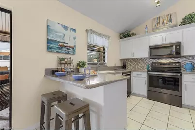 1409 SW 1st Pl, Cape Coral, FL 33991 - Photo 8