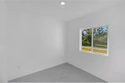 747 Newell St E, Lehigh Acres, FL 33974 - Photo 8