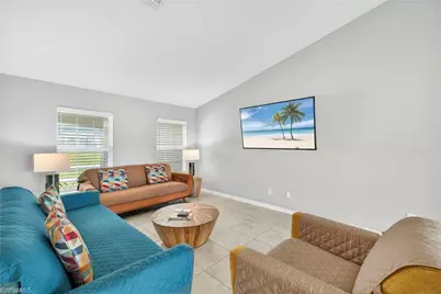 2716 NW 45th Pl, Cape Coral, FL 33993 - Photo 6