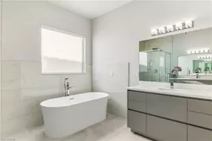 2418 SE 28th St, Cape Coral, FL 33904 - Photo 30