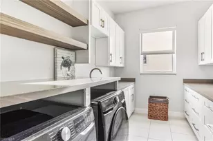 2418 SE 28th St, Cape Coral, FL 33904 - Photo 38