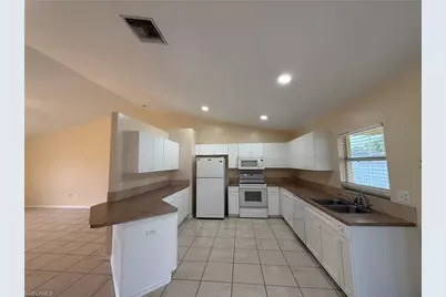 696 Homestead Rd S, Lehigh Acres, FL 33974 - Photo 10