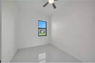 513 NW 25th Ter, Cape Coral, FL 33993 - Photo 26