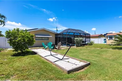 1437 Vendome Ct, Cape Coral, FL 33904 - Photo 34