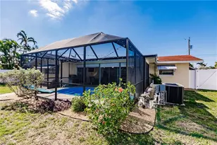 1437 Vendome Ct, Cape Coral, FL 33904 - Photo 32