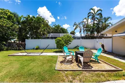 1437 Vendome Ct, Cape Coral, FL 33904 - Photo 36