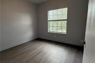 8424 Bernwood Cove Loop, Fort Myers, FL 33966 - Photo 10