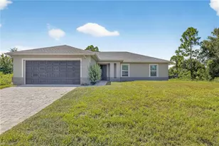 872 Carbon St E, Lehigh Acres, FL 33974 - Photo 1