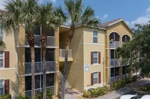 4121 Residence Drive, Fort Myers, FL 33901 - Photo 8