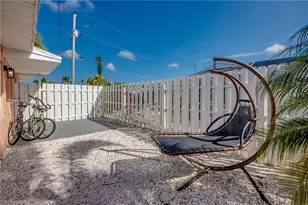 2589 Bayshore Dr, Matlacha, FL 33993 - Photo 38