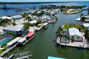 2589 Bayshore Dr, Matlacha, FL 33993 - Photo 42