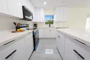798 Bell Blvd S, Lehigh Acres, FL 33974 - Photo 10