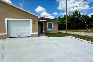3308 SW 17th Pl, Cape Coral, FL 33914 - Photo 2