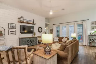 1702 NW 2nd Terrace, Cape Coral, FL 33993 - Photo 4