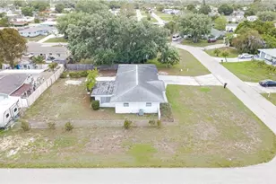 220 Punta Alta Ct, Lehigh Acres, FL 33936 - Photo 38