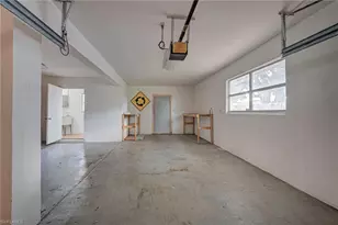 220 Punta Alta Ct, Lehigh Acres, FL 33936 - Photo 32