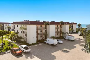 671 E Gulf Dr, Sanibel, FL 33957 - Photo 26