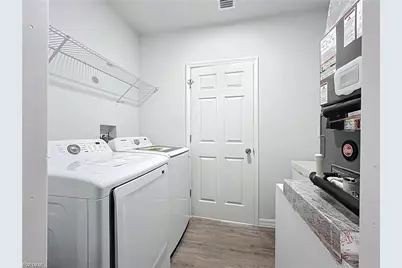 912 Anthony St E, Lehigh Acres, FL 33974 - Photo 14