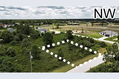 752 Gallo Ave S, Lehigh Acres, FL 33974 - Photo 8