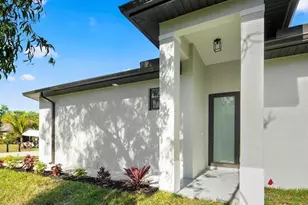 5208 28th St SW, Lehigh Acres, FL 33973 - Photo 4