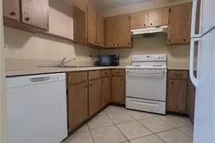 1232 SE 8th St, Cape Coral, FL 33990 - Photo 2