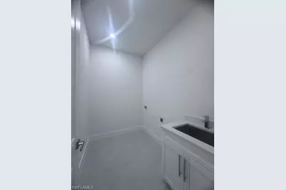 128 Kismet Pkwy W, Cape Coral, FL 33993 - Photo 20