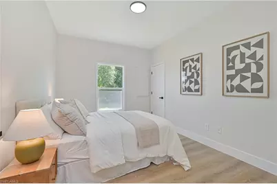 668 Kingsbury St E, Lehigh Acres, FL 33974 - Photo 22