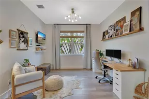 8517 S Lake Cir, Fort Myers, FL 33908 - Photo 4