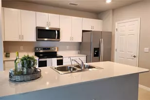 1437 NW 31st Pl, Cape Coral, FL 33993 - Photo 4
