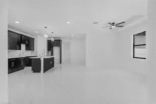 372 Chalet Ave S, Lehigh Acres, FL 33974 - Photo 44