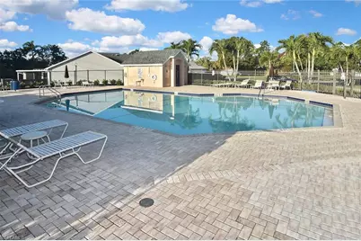 15065 Cloverdale Dr, Fort Myers, FL 33919 - Photo 16