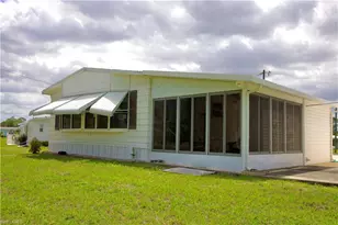 19400 Pony Ln, North Fort Myers, FL 33903 - Photo 14