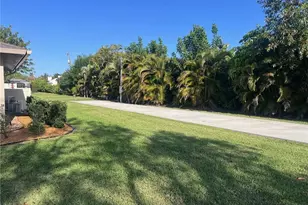 3705 Stoneridge Ct, Fort Myers, FL 33908 - Photo 20